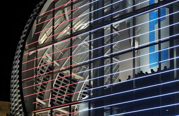 70,000 LEDS COMPOSE THE ANIMATED FACADE 70,000 LEDS COMPOSE THE ANIMATED FACADE